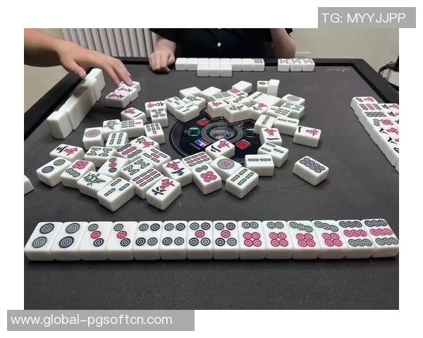 胡了麻将-麻将桌上的风云，一次胡牌的喜悦-胡了麻将